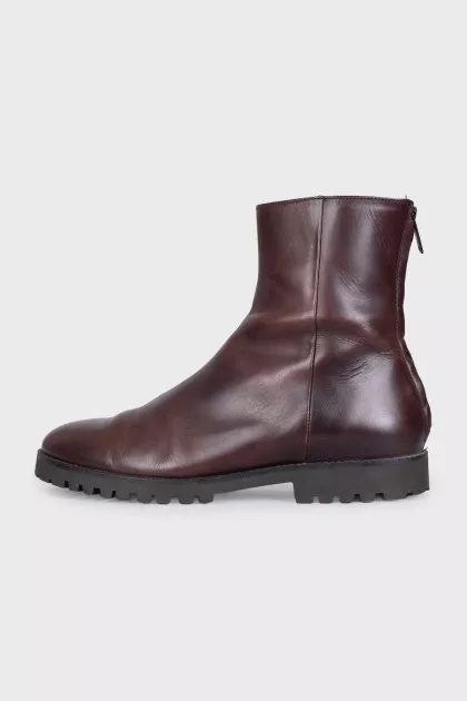 Men's boots with a zipper