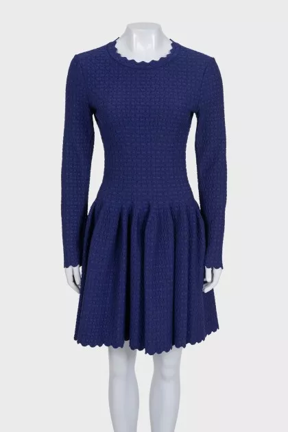 Blue fitted dress with long sleeves