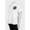 White straight-cut T-shirt with decoration