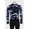 Men's blue jumper with a print