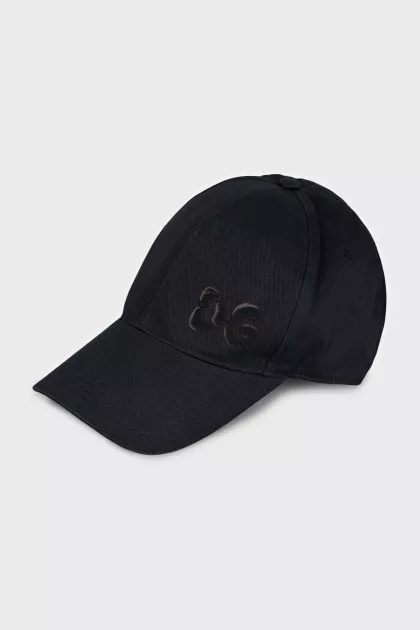 Black cap with brand logo