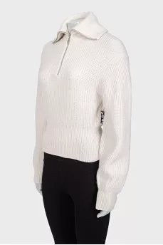 White cropped pullover with zipper