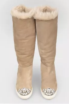 Low-cut boots with rhinestones