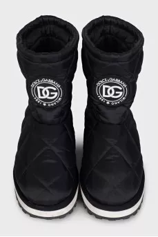 Quilted textile boots