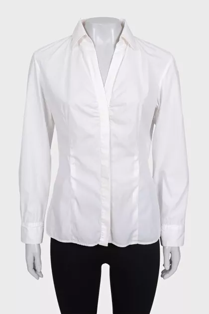 White fitted shirt