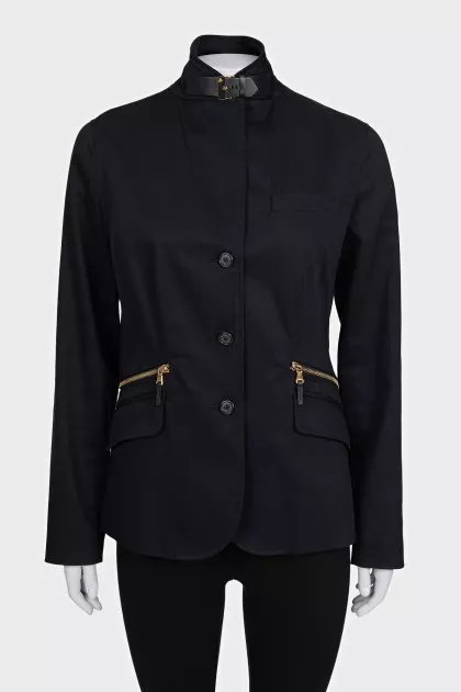 Fitted jacket with zip pockets