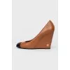 Black toe tanette shoes