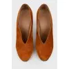 Slip-on ankle boots brown