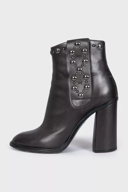 Black boots with metallic rhinestones