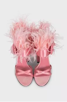 Textile sandals decorated with feathers