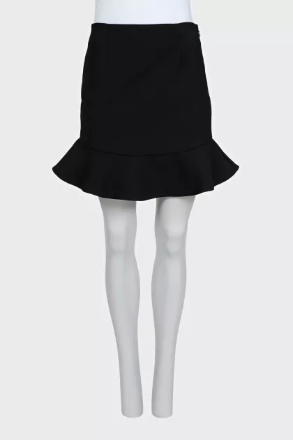 Black skirt with ruffles