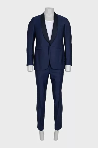 Men's wool suit with a button-down jacket