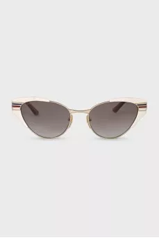 Sunglasses with gradient lenses