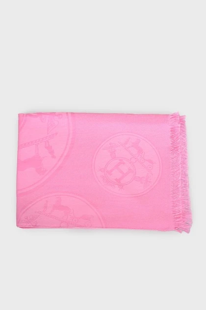 Pink scarf with fringe