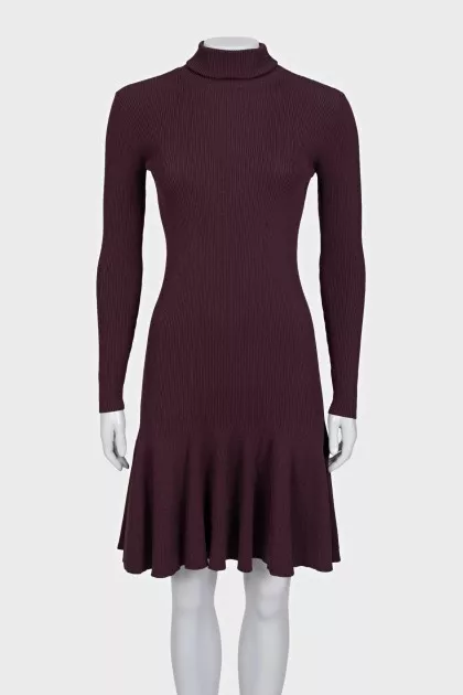 Burgundy-colored fitted dress