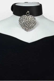Choker with wide strap and heart