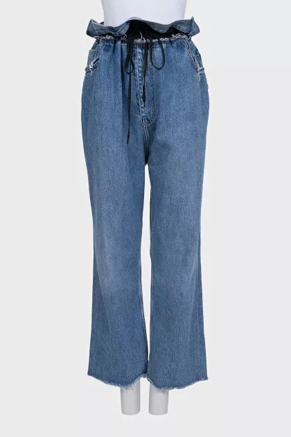 Blue straight-leg jeans with patch pockets