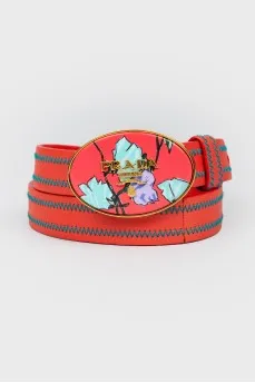 Coral belt with oval buckle