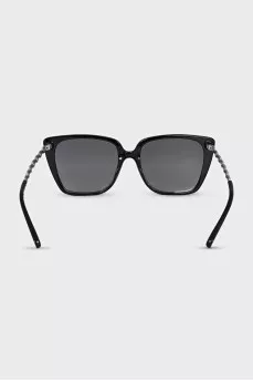 Black cat eye sunglasses