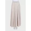 Beige pleated skirt with elastic band