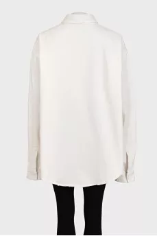 Oversized shirt with buttons
