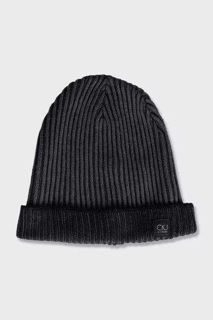 Men's gray ribbed hat