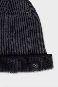 Men's gray ribbed hat