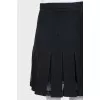 Black pleated skirt with tag