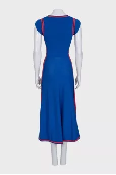 Fitted dress with contrasting stripes