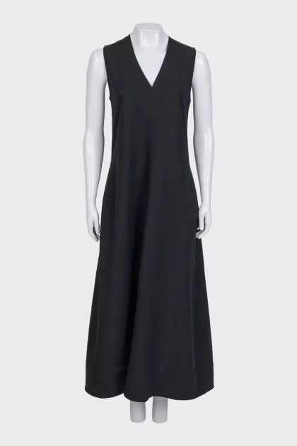 Black maxi dress
