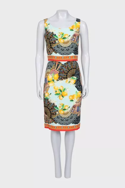 Silk dress with a bright print and a zipper