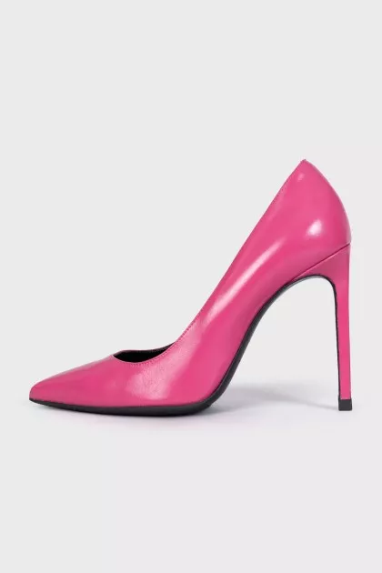 Pink leather pumps with heels