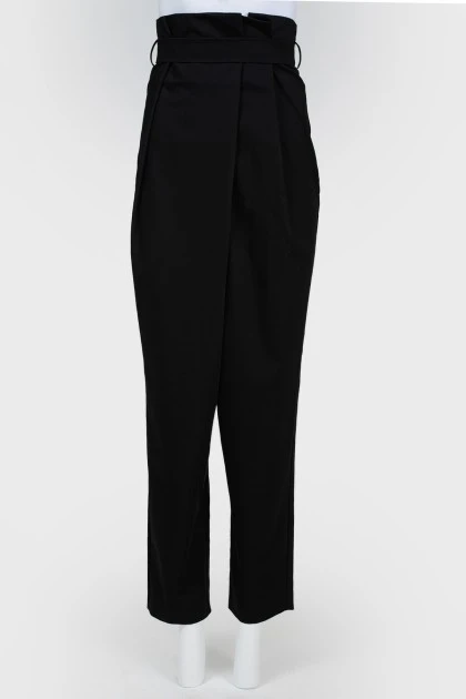 High waist trousers with belt