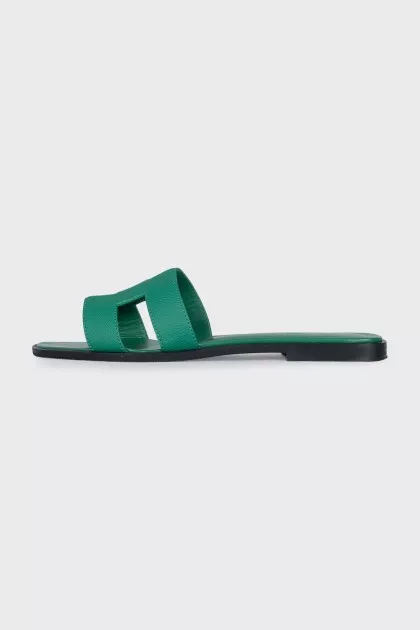 Green leather Oran flip-flops