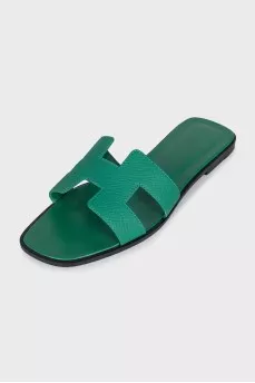 Green leather Oran flip-flops