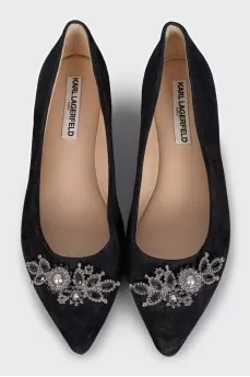 Suede ballet flats with a decorated toe