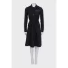 Fitted dress with buttons and a belt