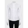 Fitted shirt with zippers on the sides