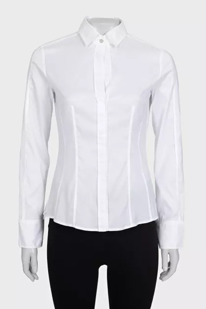 Fitted shirt with zippers on the sides
