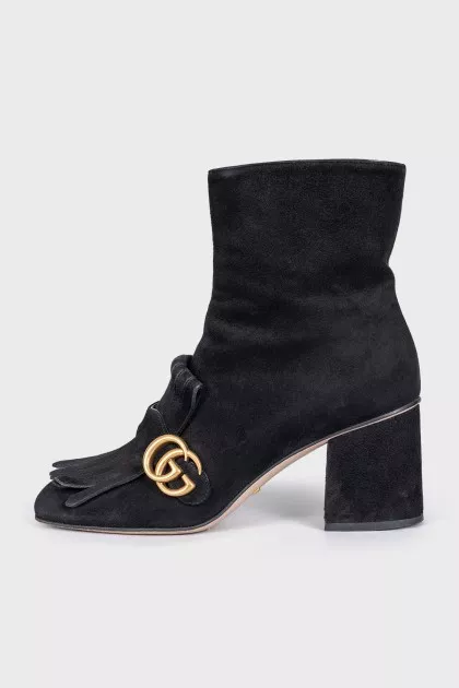 Suede ankle boots with fringed toe