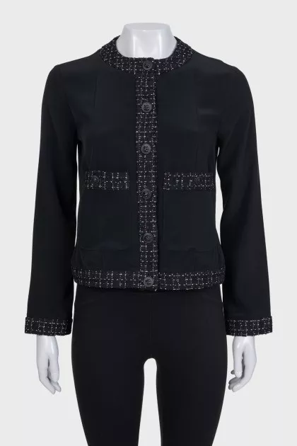 Cropped jacket with signature buttons