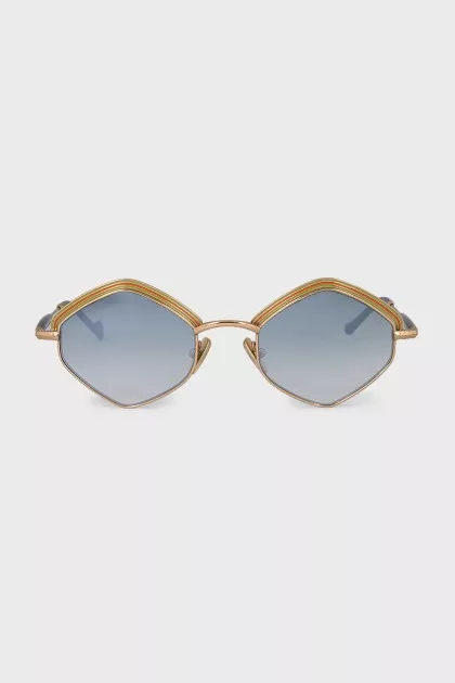 Sunglasses with metallic gold frame