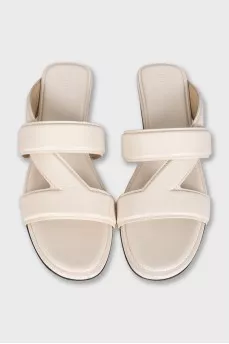Beige leather flip-flops