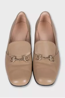 Leather ballet flats with signature hardware
