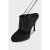 Leather and textile mules with laces