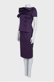 Short jacket and skirt suit
