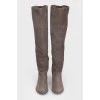 High boots with elasticated top