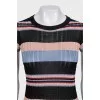 Slim-fitting T-shirt with colorful stripes