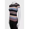 Slim-fitting T-shirt with colorful stripes