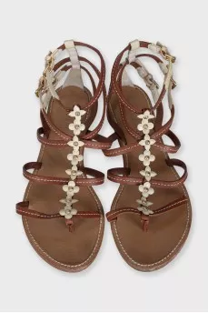 Brown leather sandals with straps